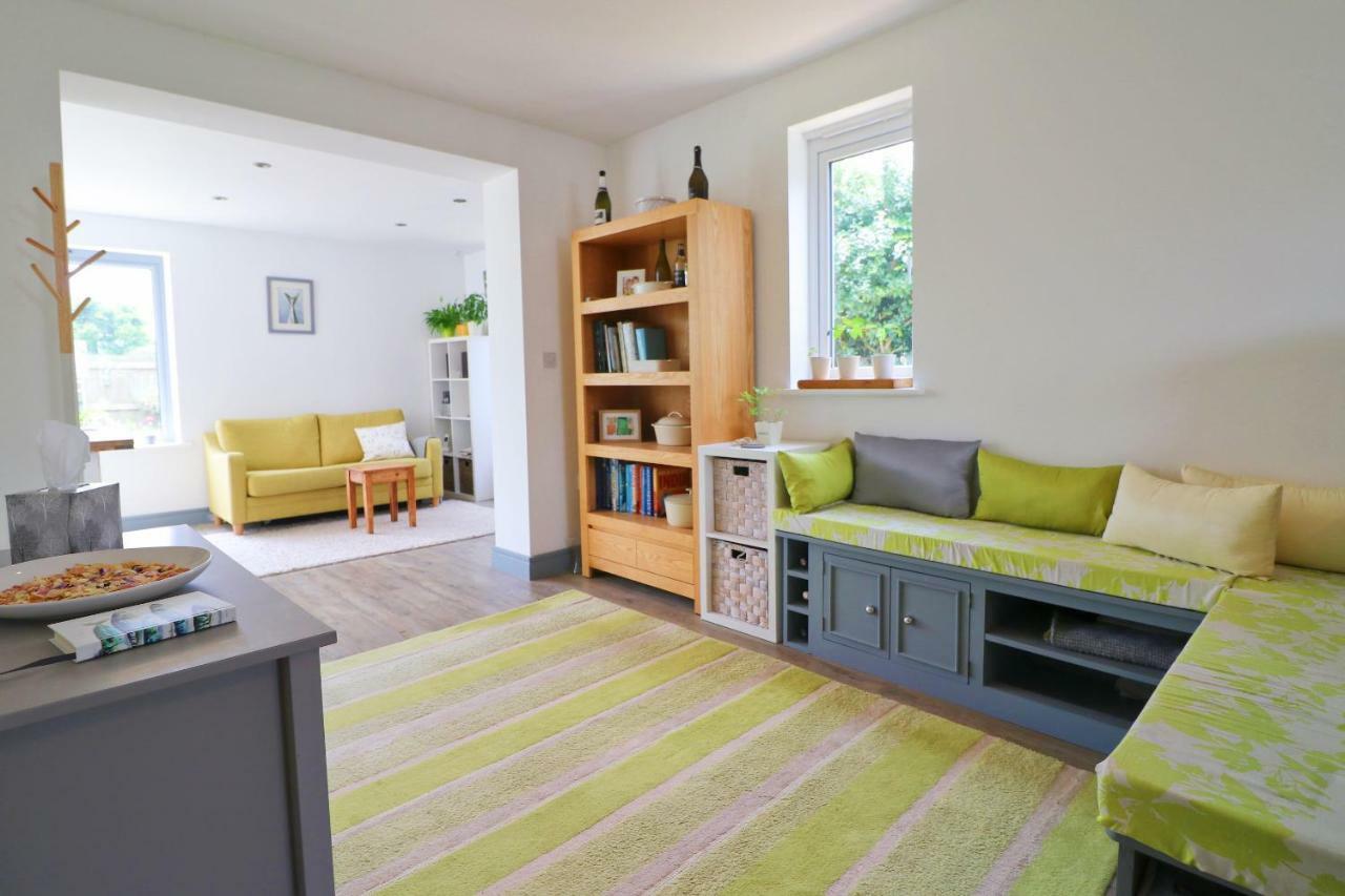 Modern Holiday Home Central St Merryn エクステリア 写真