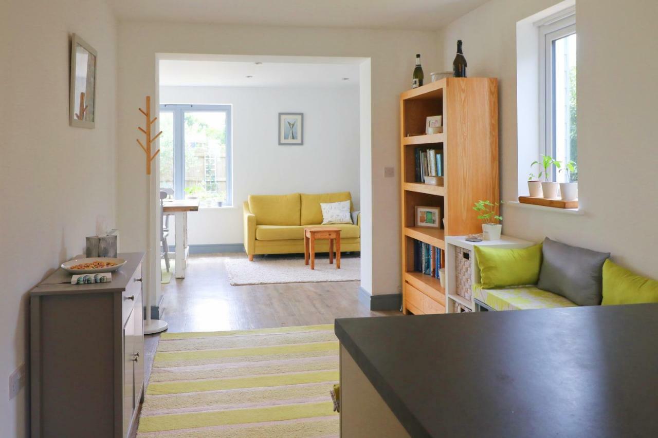 Modern Holiday Home Central St Merryn エクステリア 写真
