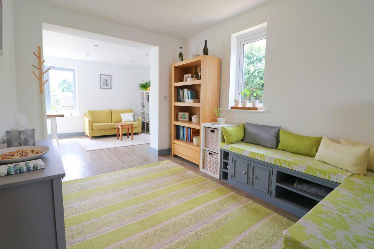 Modern Holiday Home Central St Merryn エクステリア 写真