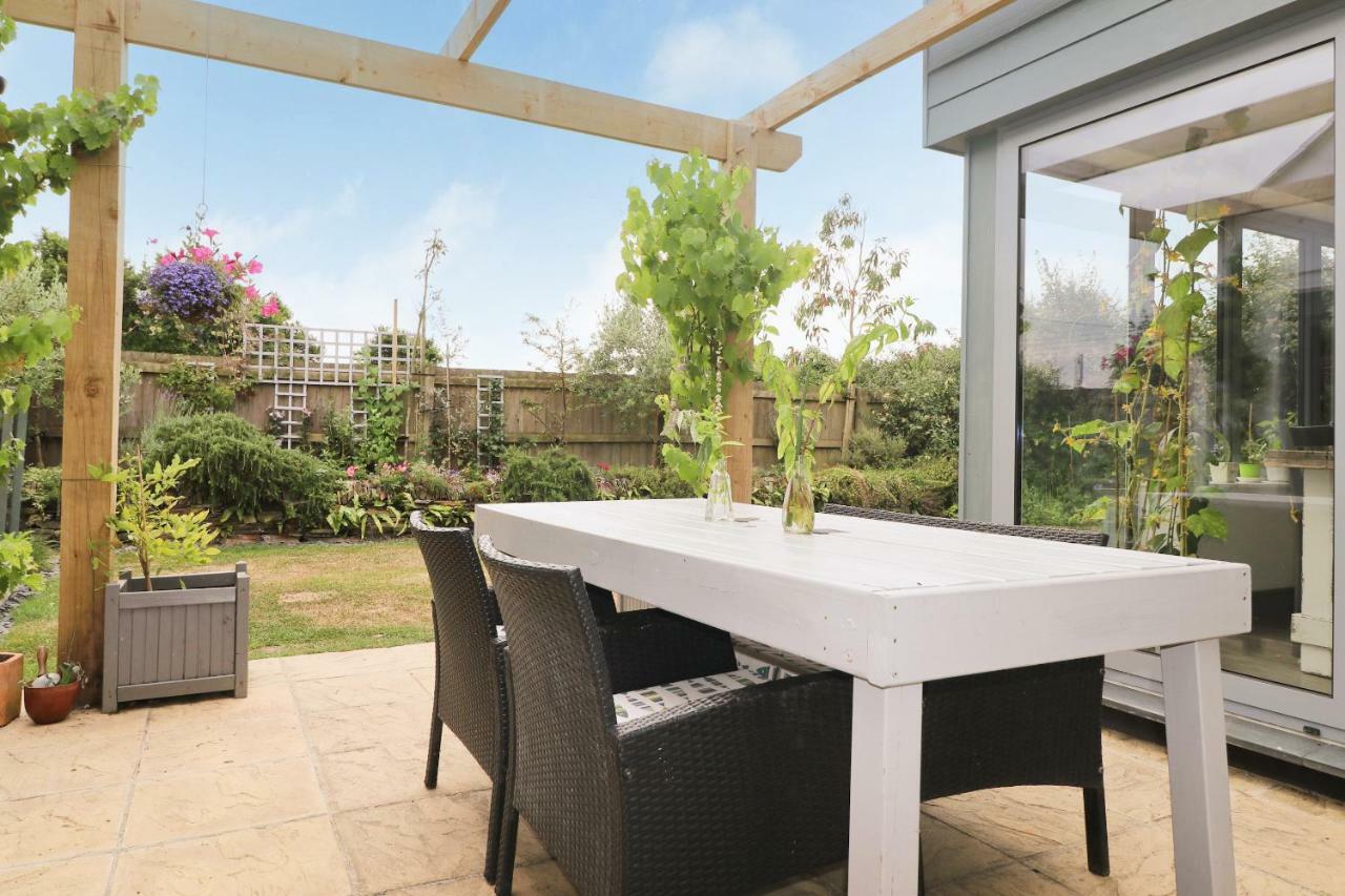 Modern Holiday Home Central St Merryn エクステリア 写真