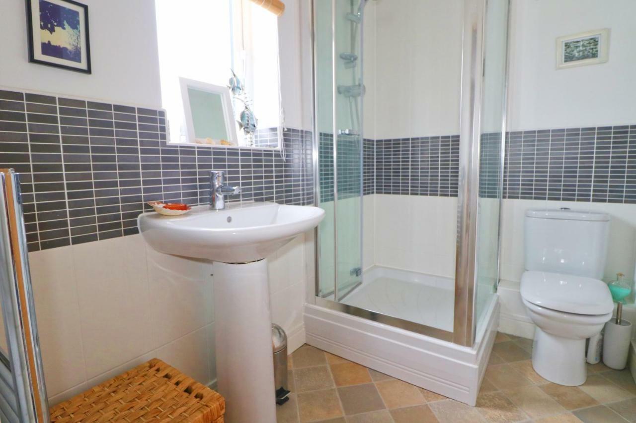 Modern Holiday Home Central St Merryn エクステリア 写真